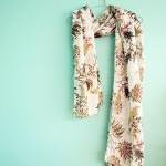 Scarf, green crochet